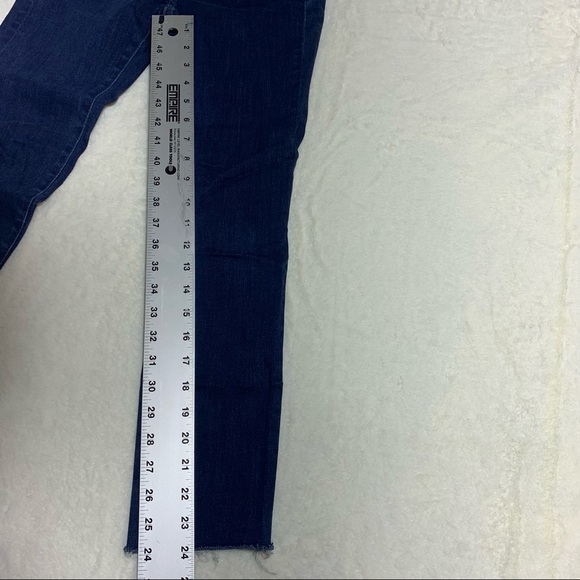 AG Adriano Goldschmied The Leggings Super Skinny Fir frayed distressed hem jeans - Picture 9 of 10